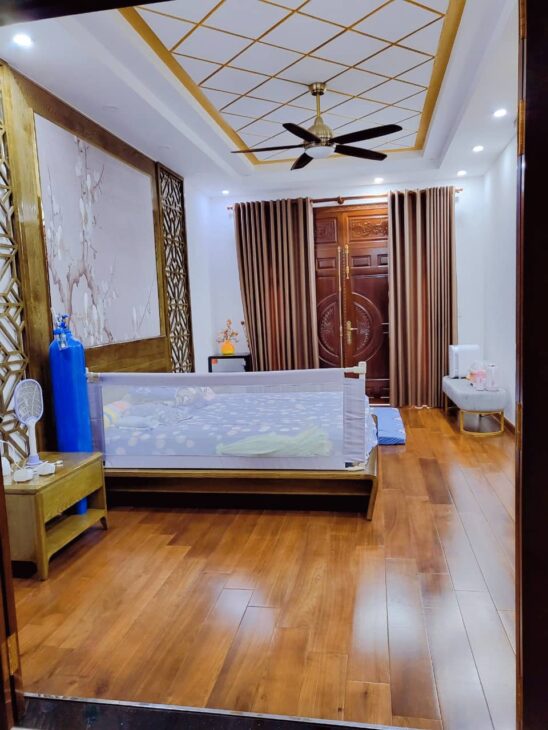 Cần bán gấp nhà hxh, thuê 25tr/tháng, HOÀNG HOA THÁM, 60m2, 7.2 tỷ