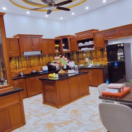 Cần bán gấp nhà hxh, thuê 25tr/tháng, HOÀNG HOA THÁM, 60m2, 7.2 tỷ