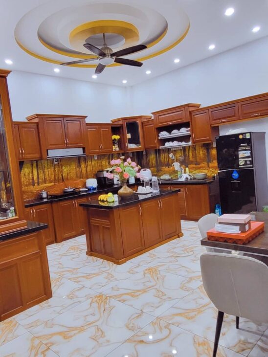 Cần bán gấp nhà hxh, thuê 25tr/tháng, HOÀNG HOA THÁM, 60m2, 7.2 tỷ