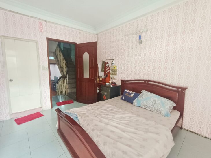 Bán gấp nhà NGUYỄN TRỌNG TUYỂN, PN, 3 lầu, 42m2, 4.35 tỷ.