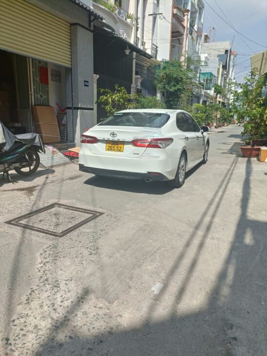 Bán gấp nhà NGUYỄN TRỌNG TUYỂN, PN, 3 lầu, 42m2, 4.35 tỷ.