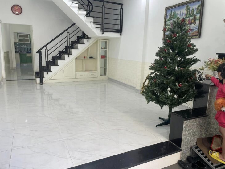 Bán nhanh nhà CAO THẮNG, Q10, 60M2, 4M X 15M, 7.5 tỷ
