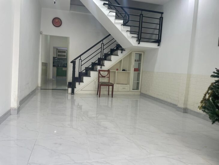 Bán nhanh nhà CAO THẮNG, Q10, 60M2, 4M X 15M, 7.5 tỷ