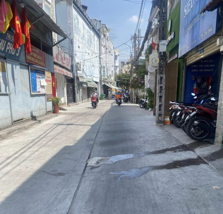Bán nhà CÁCH MẠNG THÁNG 8, Q10, 60m2, 4m x 15m, 12 tỷ.