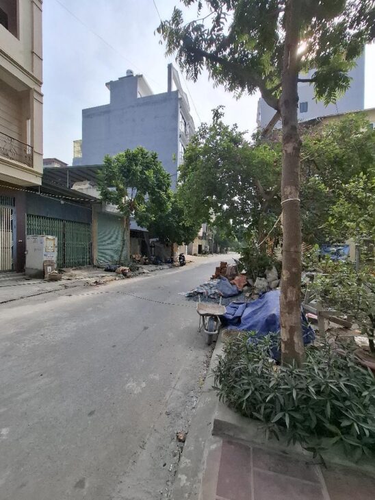 BÁN NHÀ 5 TẦNG ,DIỆN TÍCH 35M GẦN SIÊU THỊ AEON VÀ CÔNG VIÊN THIÊN VĂN HỌC GIÁ CHỈ 5.2 TỶ