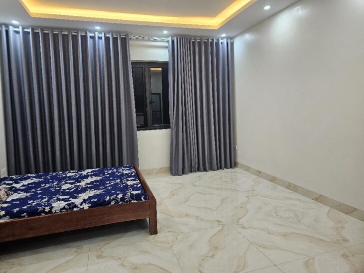 siêu phẩm Trung Văn 62m2 nhà 4 tầng phân lô , oto nhỏ đỗ cửa , hai thoáng , gần phố , tiện ích bạt