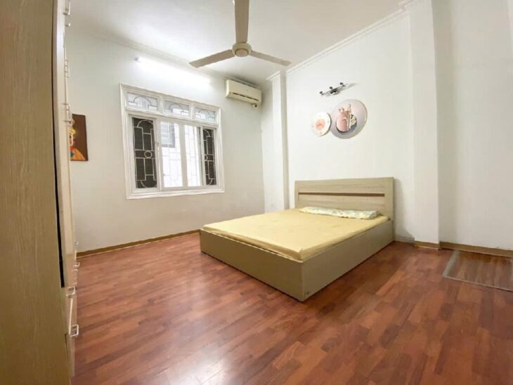 Chỉ 4.Xx tỷ có ngay nhà 5T, 3N Định Công Thượng, cách ô tô 10m trước nhà ba gác tránh