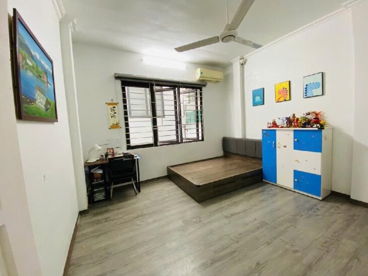 Chỉ 4.Xx tỷ có ngay nhà 5T, 3N Định Công Thượng, cách ô tô 10m trước nhà ba gác tránh