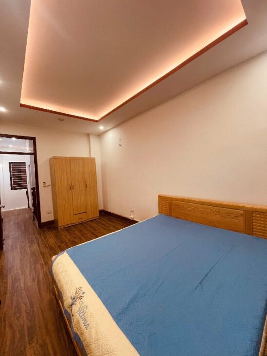 BÁN NHÀ CẦU GIẤY 35M2 X 5 TẦNG 7.5 TỶ – VỊ TRÍ ĐẮC ĐỊA