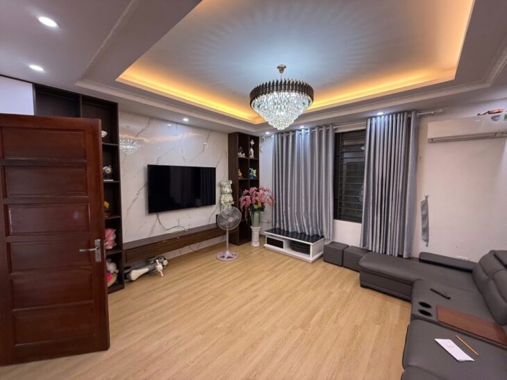 NHÀ TRẦN QUỐC VƯỢNG 44M2 X 6 TẦNG 9.8 TỶ – MẶT TIỀN RỘNG 5M – THANG MÁY TIỆN NGHI