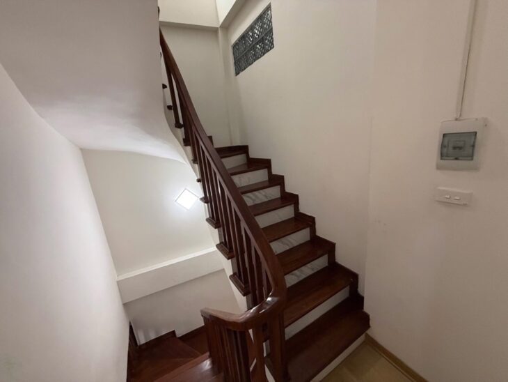 NHÀ TRẦN QUỐC VƯỢNG 44M2 X 6 TẦNG 9.8 TỶ – MẶT TIỀN RỘNG 5M – THANG MÁY TIỆN NGHI