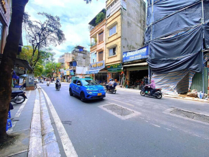 Bán 40m2 đất lô góc tại Phú Thượng gần công an phường, ô tô ngủ trong đất, giá 7 tỷ
