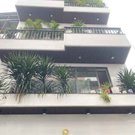 NHÀ ĐẸP LÊ ĐỨC THỌ – NGANG TO – Ô TÔ NGỦ TRONG NHÀ – ĐI DẠO VÀI BƯỚC RA KÊNH THAM LƯƠNG.