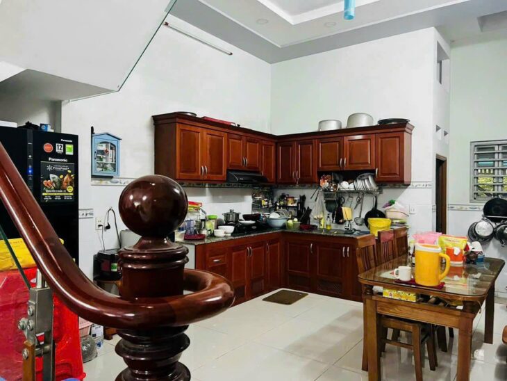 Mặt tiền kinh doanh, chợ Bùi Minh Trực, 172m2 chỉ 13 tỷ 6