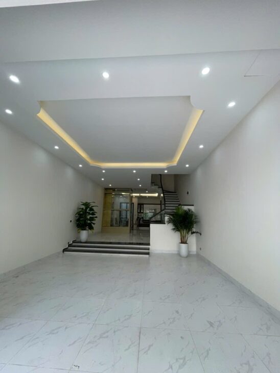 BÁN NHÀ TÔ VĨNH DIỆN THANH XUÂN, PHÂN LÔ GARA OTO, DT52M 6TẦNG THANG MÁY, GIÁ 19.2 TỶ