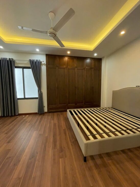 BÁN NHÀ TÔ VĨNH DIỆN THANH XUÂN, PHÂN LÔ GARA OTO, DT52M 6TẦNG THANG MÁY, GIÁ 19.2 TỶ
