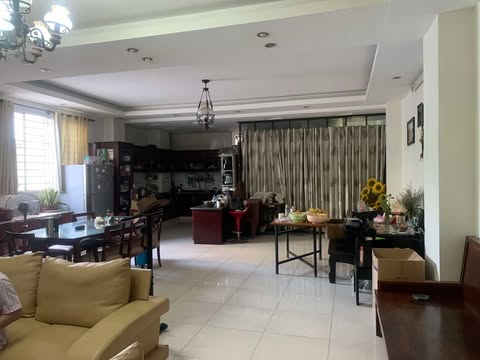 Căn hộ DV 30p Mặt tiền Khuông Việt – Tân Phú, Diện tích khủng 207m2, giá chỉ 29 tỷ.