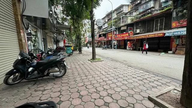 MẶT PHỐ NGUYỄN VĂN TUYẾT – ĐỐNG ĐA, NHÀ MỚI, VỈA HÈ: 80M, 10T, MT: 5.5M, GIÁ 62 TỶ