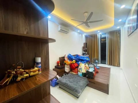 ĐẲNG CẤP, KHU PHÂN LÔ HỒNG HÀ – BA ĐÌNH, ÔTÔ TRÁNH, VỈA HÈ: 32M, 5T, GIÁ 10.5 TỶ