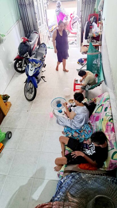 NHÀ VỪA Ở VỪA SẴN DÒNG TIỀN, SÁT MẶT TIỀN NGUYỄN ẢNH THỦ, GẦN BẾN XE BUÝT HIỆP THÀNH, CHỈ NHỈNH 4