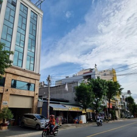 Bán nhà mặt tiền 7,5x35m giá 16,5 tỷ Đường Dương Thị Mười