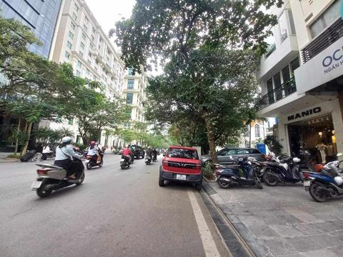 MẶT PHỐ LÝ THƯỜNG KIỆT – HOÀN KIẾM, 3 MẶT THOÁNG, THANG MÁY: 102M, 6T, GIÁ 82 TỶ