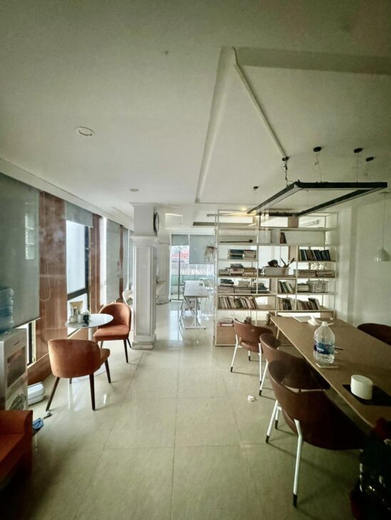 BÁN NHÀ MẶT PHỐ NGUYỄN XIỂN – LÔ GÓC THANG MÁY – VỈA HÈ KINH DOANH – 6T MT15M; 3X TỶ