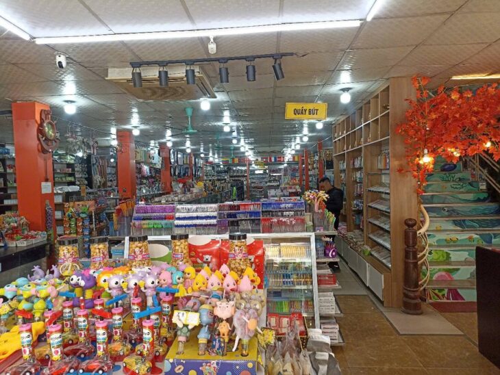 BÁN NHÀ MẶT PHỐ NGUYỄN TRÃI THANH XUÂN – KINH DOANH VỈA HÈ OTO – 418M MT20M; 7.XTỶ