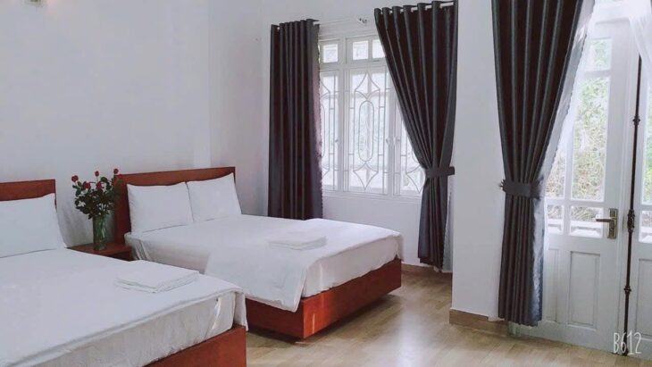 khách sạn Đà Lạt 12 phòng, MT đường Lý Tự Trọng, p 2, thành phố Đà Lạt 0938974428