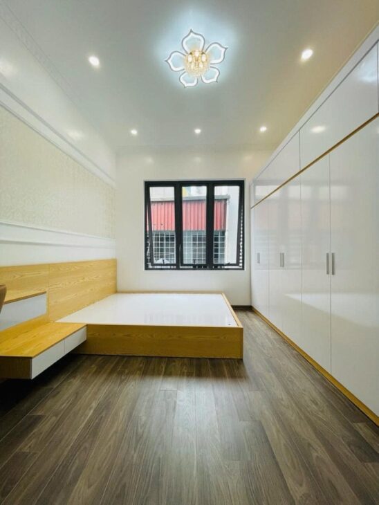 Nhà KHÂM THIÊN – Vew Hồ – Vị Trí Vàng – Tặng Full Nội Thất Đẹp – Ở Sướng – Nhỉnh 6 tỷ – DT 39m – 5