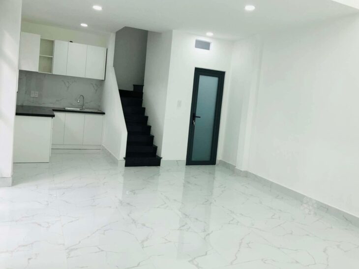 CHỦ ĐI ĐỊNH CƯ BÁN GẤP NHÀ ĐẸP NGAY TRUNG TÂM GÒ VẤP 34M2. 2 TẦNG.