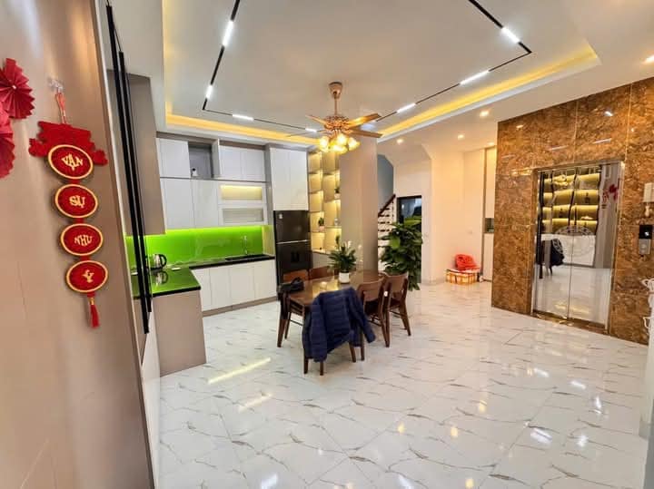 BÁN NHÀ KHU BA ĐÌNH – 50m * 6 TẦNG – THANG MÁY HIỆN ĐẠI – Ô TÔ ĐÔ SÁT – 13 TỶ