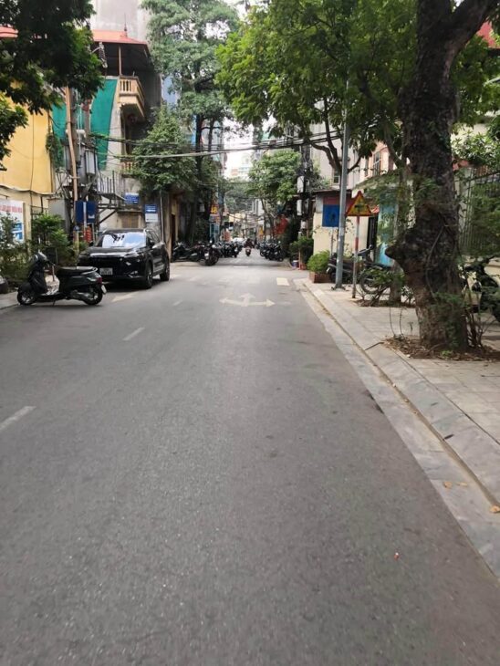 BÁN NHÀ MẶT PHỐ PHÁO ĐÀI LÁNG – 90M2 X 5T – MT 4.5M – 28.5 TỶ – Ô TÔ TRÁNH – KD ĐỈNH