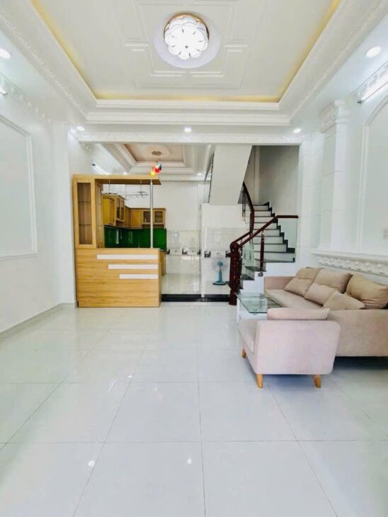 [CHỈ 5 TỶ QUAY ĐẦU] – NHÀ 3 TẦNG – HẺM Ô TÔ TRÁNH – TRẢI NHỰA SẠCH SẼ – HUỲNH TẤN PHÁT – TT NHÀ BÈ