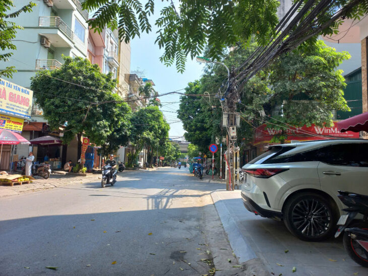 BÁN NHÀ MẶT PHỐ NGUYỄN XIỂN – LÔ GÓC THANG MÁY – VỈA HÈ KINH DOANH – 6T MT15M; 3X TỶ