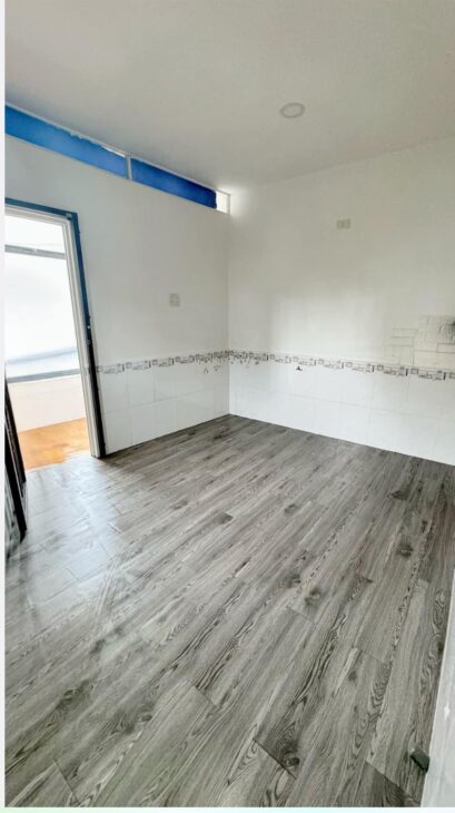 NHÀ TTTP 2 TẦNG MẶT TIỀN KINH DOANH ĐƯỜNG PHAN ĐÌNH GIÓT -PHƯƠNG SÀI GIÁ 1ty350