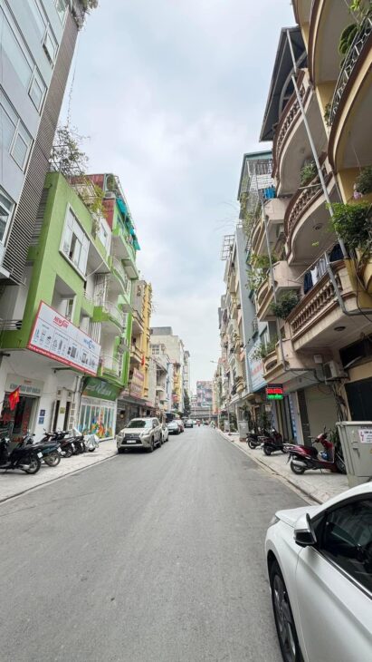 NHỈNH 18 TỶ – BA ĐÌNH – 60m* 6 TẦNG THANG MÁY – NGÕ Ô TÔ TRÁNH – KINH DOANH
