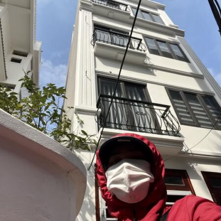 BÁN NHÀ ĐẸP NGUYỄN VĂN CỪ- LONG BIÊN. VỊ TRÍ ĐẸP, NỘI THẤT ĐẦY ĐỦ, NHÀ MỚI 4 THOÁNG DIỆN TÍCH 37M,