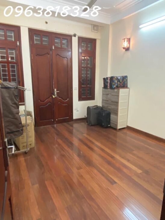 TT CẦU GIẤY – GẦN CV NGHĨA ĐÔ – SÁT VÀNH ĐAI 2 – TIỆN ÍCH NGẬP TRÀN – CHỦ THIỆN CHÍ BÁN – DT: 71m2