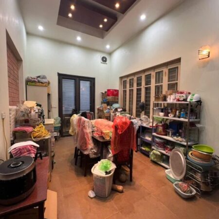 BÁN BIỆT THỰ LẠC LONG QUÂN – TÂY HỒ – DIỆN TÍCH 195M2 – OTO NGỦ TRONG NHÀ – GIÁ BÁN CHỈ 59 TỶ – SỔ