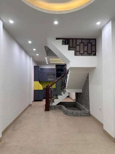 BÁN NHÀ ĐẸP VIỆT HƯNG – LONG BIÊN. DIỆN TÍCH 45M, 3 TẦNG MẶT TIỀN RỘNG THOÁNG. TẶNG 90% FULL NỘI