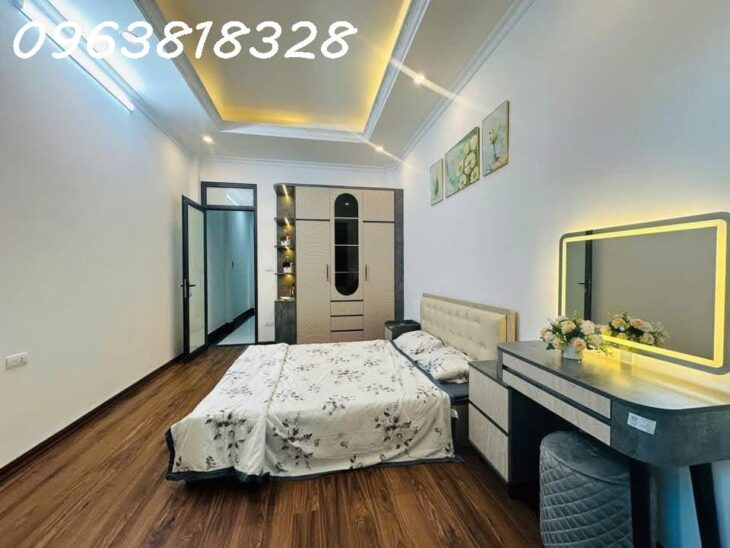 TRUNG TÂM NAM TỪ LIÊM – Ô TÔ CÁCH NHÀ 10M – 30M RA Ô TÔ TRÁNH – NHÀ DÂN XÂY KIÊN CỐ CHẮC CHẮN.- DT: