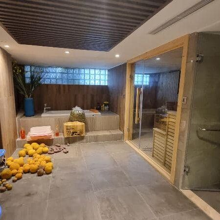 BIỆT THỰ ĐẲNG CẤP NHẤT CIPUTRA – VIEW TỶ ĐÔ SÂN GOLF VÀ HỒ CÁ SIÊU ĐẸP – THANG MÁY HIỆN ĐẠI DIỆN