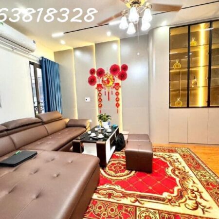 NHÀ ĐẸP ĐÓN TẾT – 7 TẦNG THANG MÁY – TẶNG FULL NỘI THẤT – TRUNG TÂM CẦU GIẤY – VÀI BƯỚC RA PHỐ 45m2