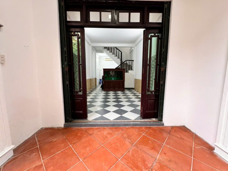BÁN NHÀ GIÁP NHẤT THANH XUÂN, GẦN PHỐ, DT57M LÔ GÓC 3 THOÁNG, NHÀ ĐẸP Ở NGAY, 11.X TỶ