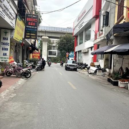 BÁN NHÀ PHAN ĐÌNH GIÓT, QUANG TRUNG, HÀ ĐÔNG, TIỆN ÍCH NGẬP TRÀN, NGÕ NÔNG, DT 33M2. NHỈNH 5 TỶ