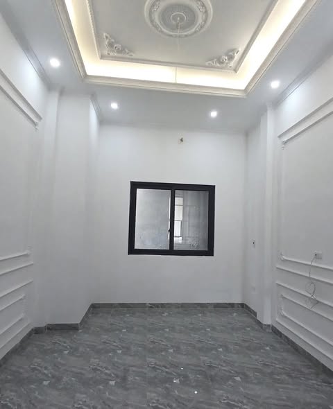 BÁN NHÀ DÂN XÂY CHẮC CHẮN LA KHÊ HÀ ĐÔNG, DT 35 M2, NGÕ THOÁNG, GIAO THÔNG THUẬN LỢI, TIỆN ÍCH VÔ