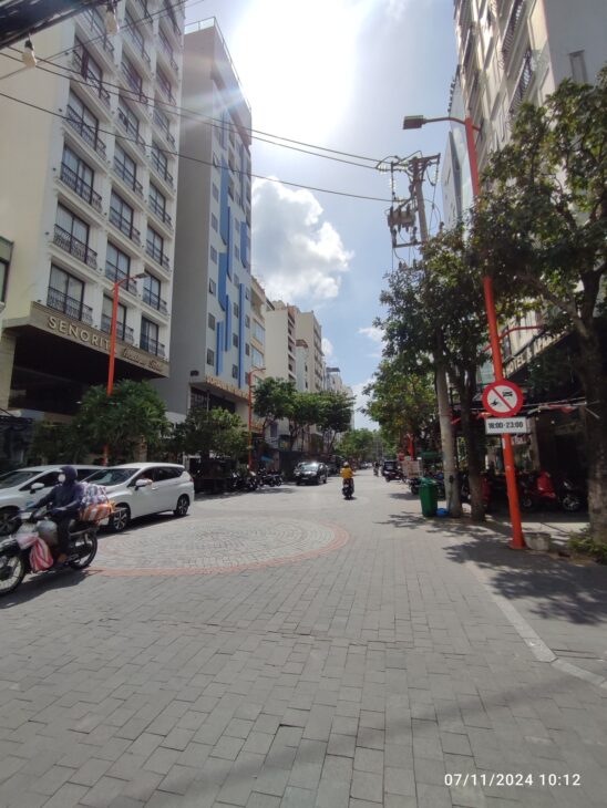 Lô đất vàng 300m2 sát biển Mỹ Khê -Dương Tự Quán -Ngũ Hành sơn – Giá chỉ 32 tỷ.