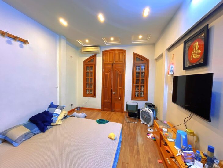 Phân Lô Ôtô chạy vòng quanh-Pháo Đài Láng, Nguyễn Chí Thanh 41m2 /6 tầng 14.99 Tỷ