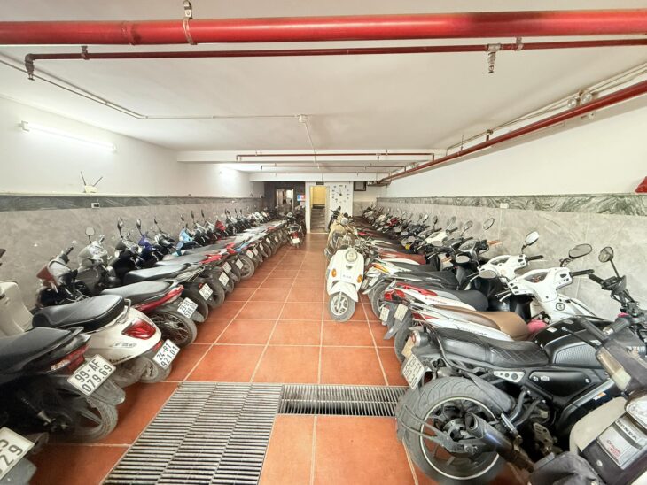 TÒA VĂN PHÒNG-Mặt phố Trần Vỹ (Lê Đức Thọ) 136m2/ 9T Thang máy, MT 6.5m – 78 Tỷ